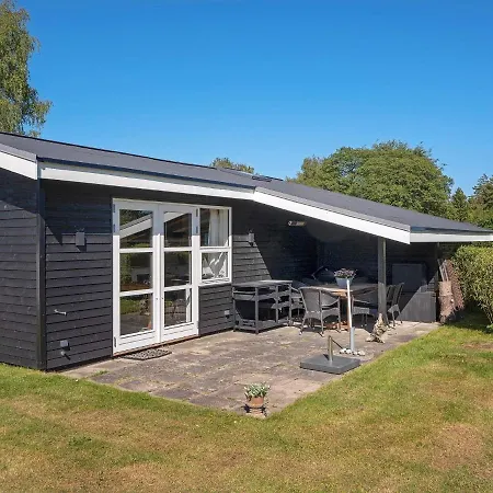 4 Person Holiday Home In Vaeggerlose-By Traum 펜션